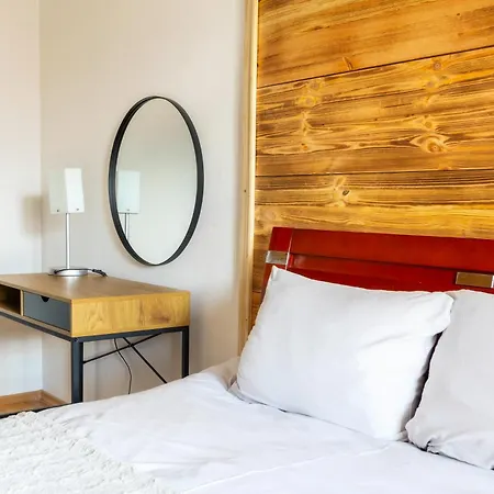 'chamonix' In - 1 Bedroom - In&out - Free 아파트 반스코